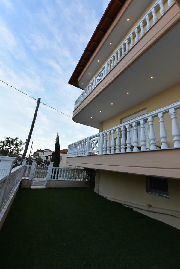 Artisti Elena Apartamento Paralía Exterior foto